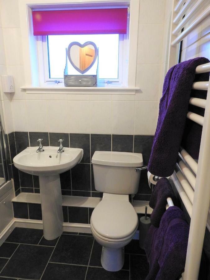 Stornoway Self Catering Apartment ภายนอก รูปภาพ
